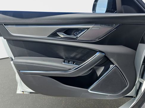 Used 2024 Jaguar XF R-Dynamic SE image 27