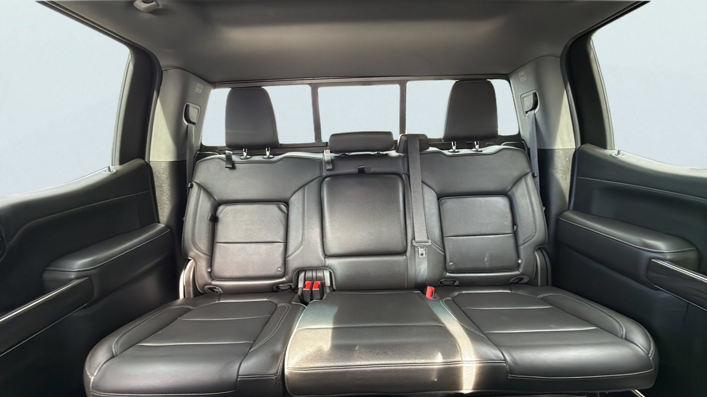 Used 2019 Chevrolet Silverado 1500 LTZ AWD/4WD image 17