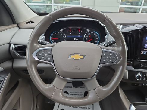 Used 2020 Chevrolet Traverse LT w/ Driver Confidence II Package image 21