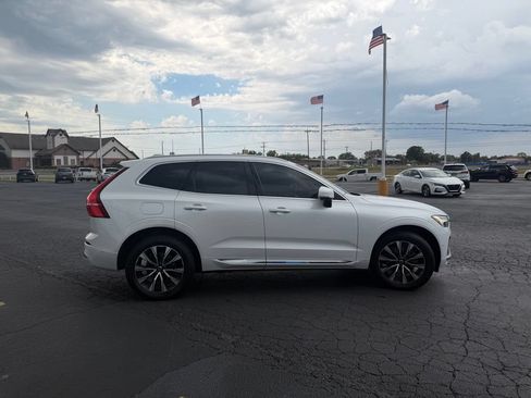 Used 2023 Volvo XC60 B5 Plus AWD/4WD image 6