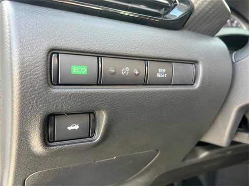 New 2025 Nissan Sentra SR w/ SR Premium Package image 26