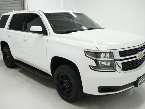 Used 2015 Chevrolet Tahoe 2WD image 3