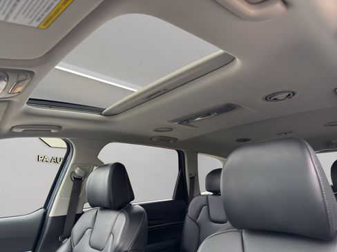 Used 2025 Kia Telluride S image 26