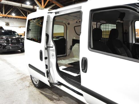 Used 2019 RAM ProMaster City Tradesman SLT FWD image 31