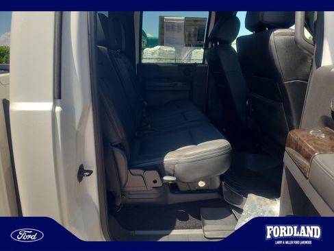 Used 2015 Ford F350 Platinum AWD/4WD image 18