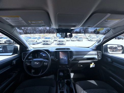 Used 2024 Ford Ranger XL image 12