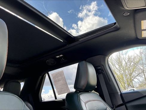 Used 2022 Ford Explorer Timberline image 22