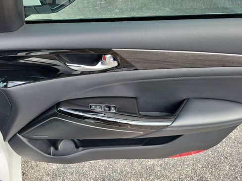 Certified 2020 Kia Cadenza Limited image 10