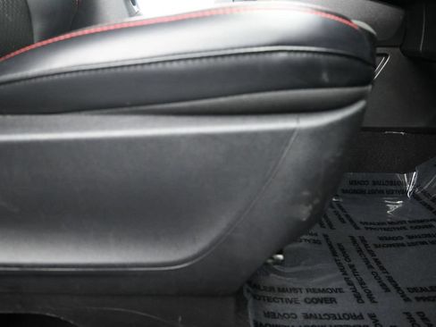 Used 2025 Ford Escape ST-Line FWD image 12