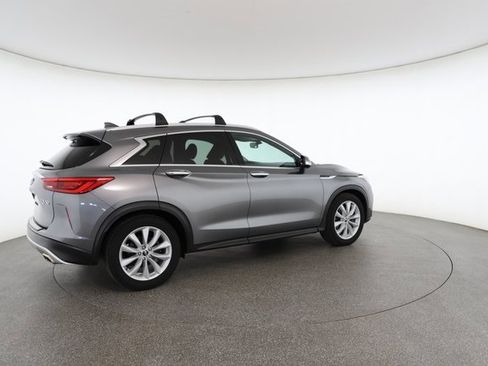Used 2019 INFINITI QX50 Essential image 19
