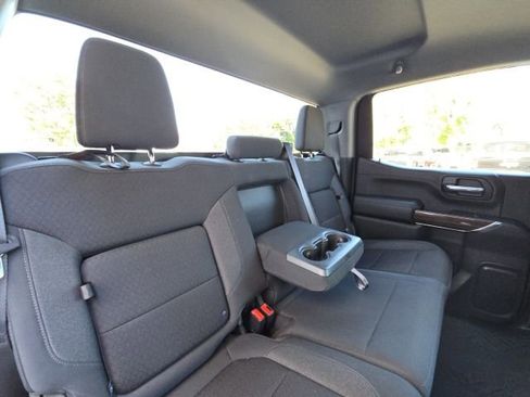 Used 2021 Chevrolet Silverado 1500 LT Trail Boss w/ Bed Protection Package image 17