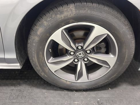 Used 2020 Honda Odyssey Touring image 24