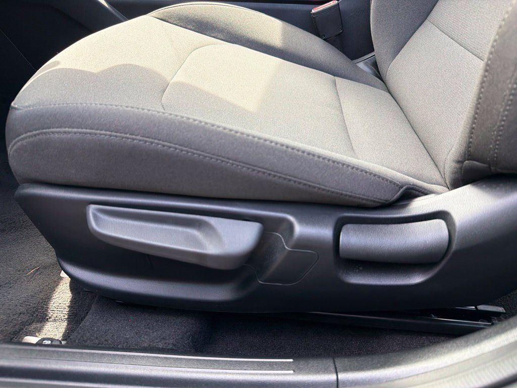 Used 2026 Kia K4 FWD image 8