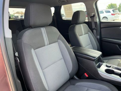 Used 2024 Chevrolet Blazer LT w/ Convenience Package FWD image 13