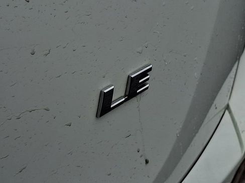 Used 2017 Toyota RAV4 LE w/ Carpet Mat Package image 30