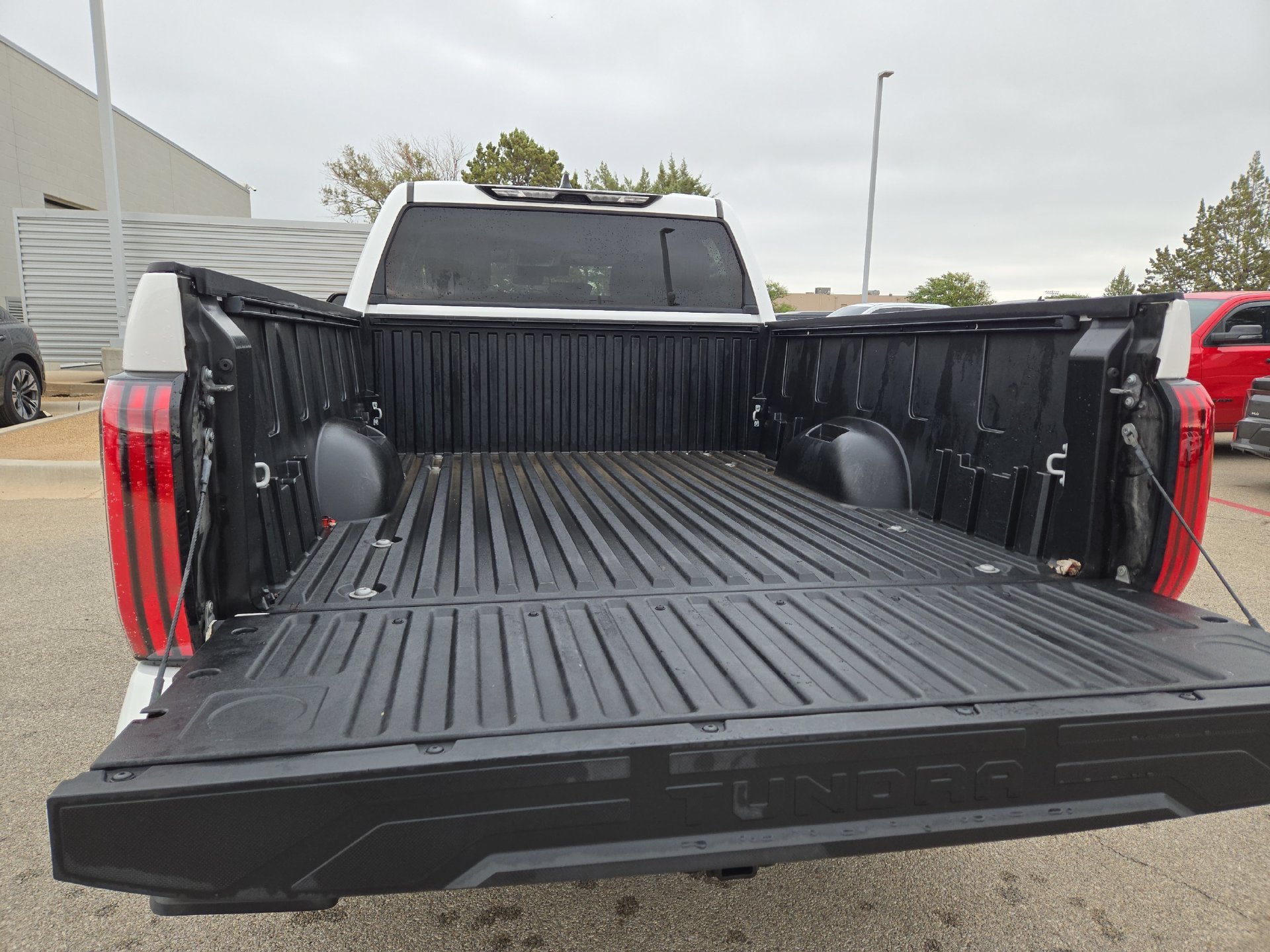 Used 2023 Toyota Tundra SR5 w/ SR5 Convenience Package AWD/4WD image 12