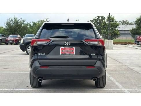 Certified 2025 Toyota RAV4 XLE FWD image 7