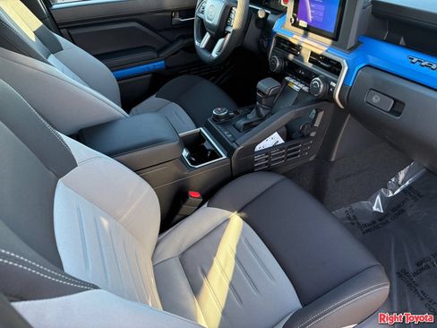New 2026 Toyota Tacoma TRD Off-Road AWD/4WD image 15