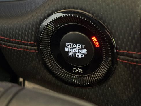 Used 2025 Jeep Compass Trailhawk AWD/4WD image 29
