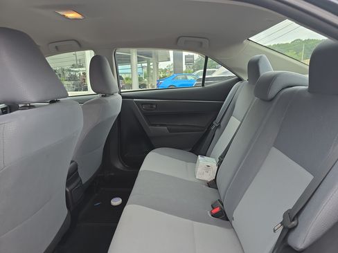 Used 2014 Toyota Corolla L FWD image 12