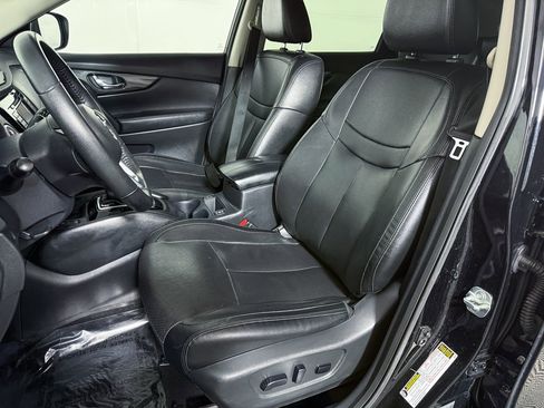 Used 2020 Nissan Rogue SL image 15