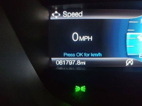 Used 2020 Ford Fusion SE image 5