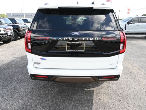 New 2027 Ford Expedition Max King Ranch AWD/4WD image 4