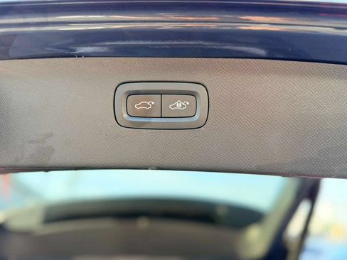 Used 2023 Volvo XC90 B5 Core w/ Climate Package AWD/4WD image 18