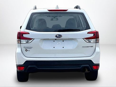 Used 2023 Subaru Forester AWD/4WD image 5