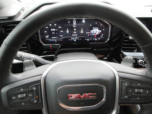 Certified 2023 GMC Sierra 1500 SLT w/ SLT Premium Plus Package AWD/4WD image 33