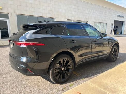 Used 2025 Jaguar F-PACE R-Dynamic S AWD/4WD image 4