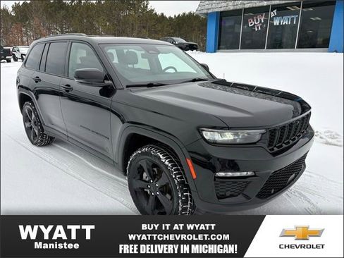 Used 2023 Jeep Grand Cherokee Limited w/ Luxury Tech Group II image 1
