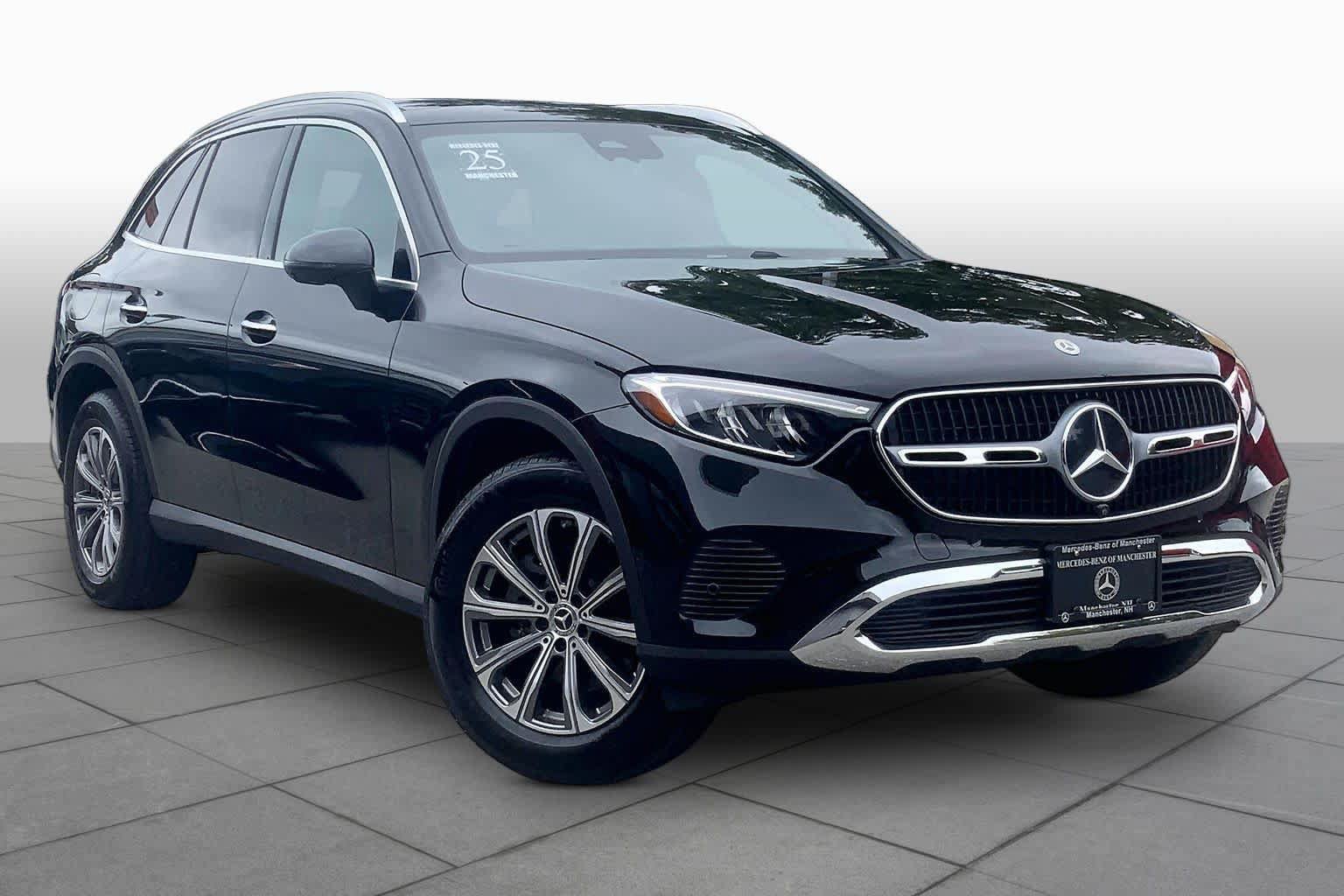 Certified 2025 Mercedes-Benz GLC 300 4MATIC image 3