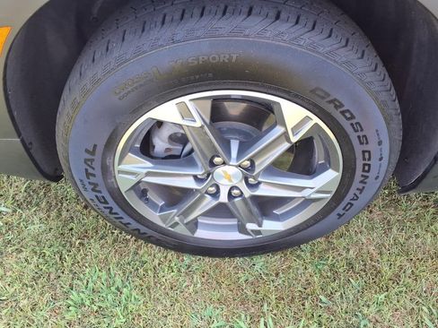 Used 2023 Chevrolet Blazer LT w/ LPO, Floor Liner Package FWD image 5