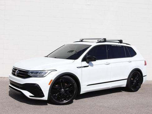 Used 2022 Volkswagen Tiguan SE R-Line FWD image 14
