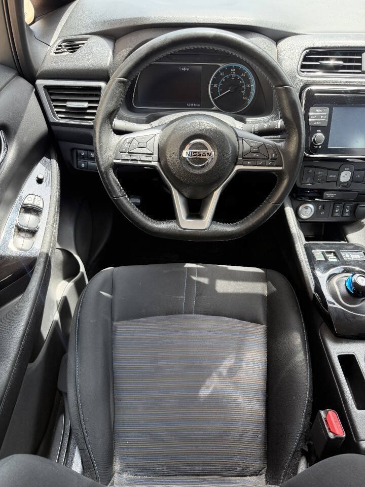 Used 2018 Nissan Leaf SV w/ SV All Weather Package FWD image 11