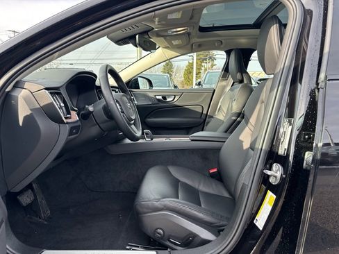 Certified 2025 Volvo S60 B5 Plus AWD/4WD image 15