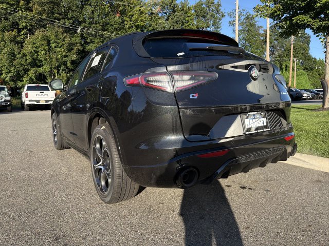 New 2026 Alfa Romeo Stelvio Sprint w/ Convenience Package AWD/4WD image 6
