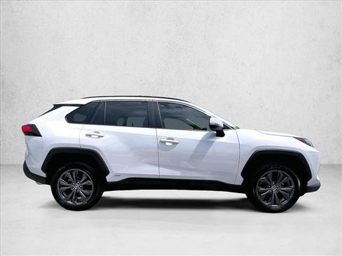 Used 2025 Toyota RAV4 XLE Premium w/ Weather Package AWD/4WD image 5
