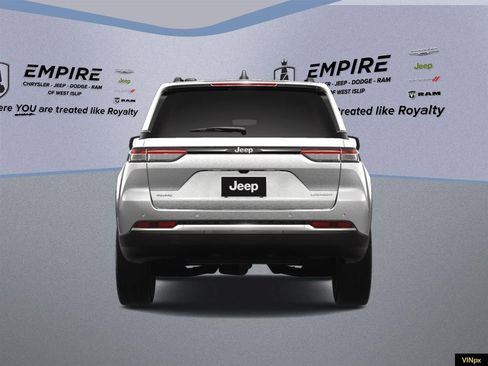 New 2025 Jeep Grand Cherokee Laredo X w/ Luxury Tech Group I AWD/4WD image 8