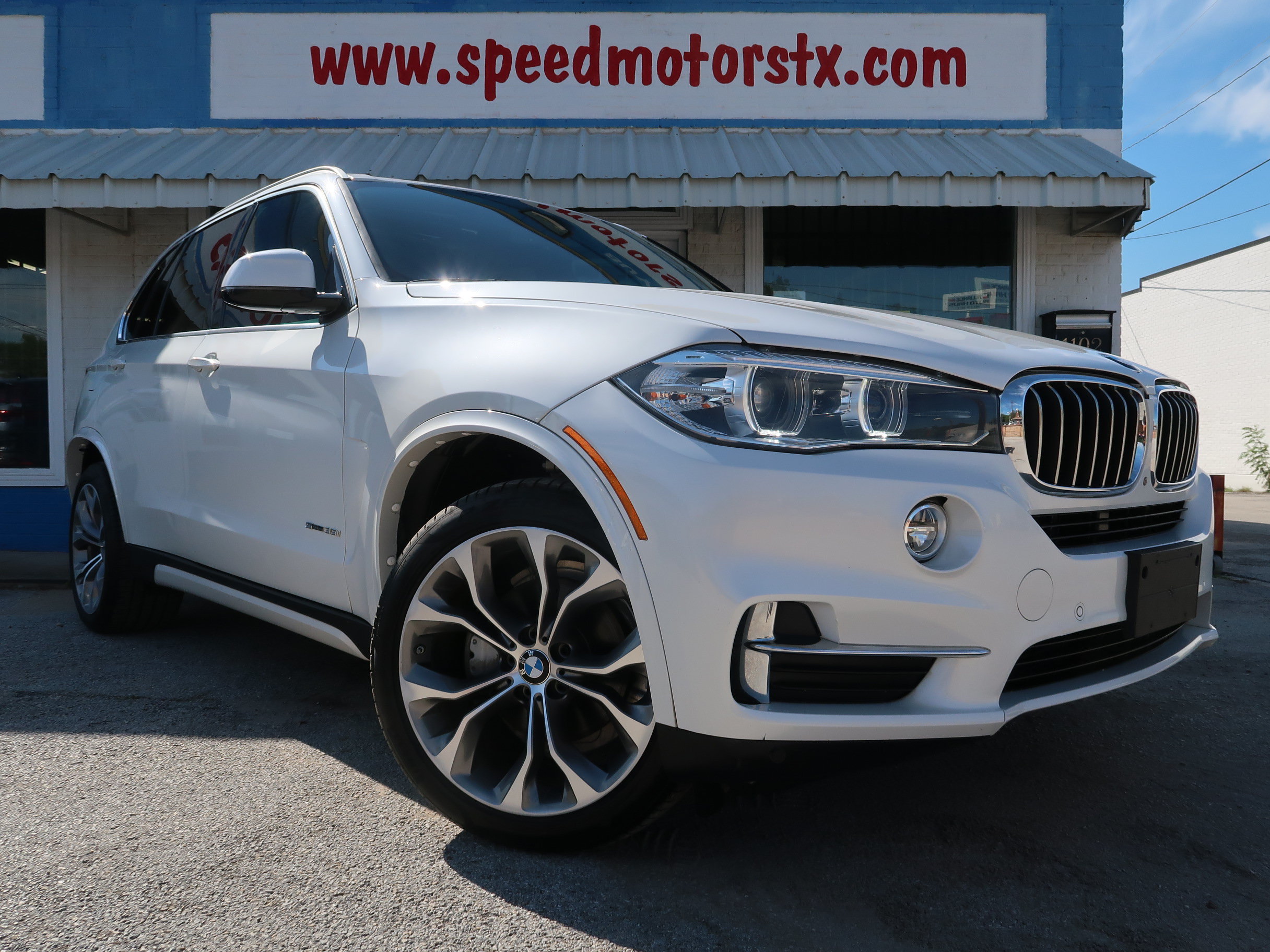 Used 2017 BMW X5 sDrive35i RWD image 2