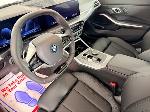 Certified 2025 BMW 330i xDrive Sedan w/ Convenience Package image 14