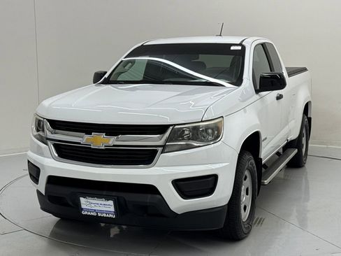 Used 2017 Chevrolet Colorado W/T image 1