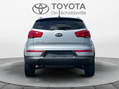 Used 2016 Kia Sportage LX w/ Option Group 017 FWD image 4