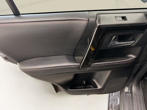 Used 2024 Toyota 4Runner TRD Off-Road Premium image 26