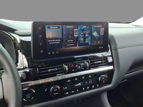 New 2026 Nissan Pathfinder SL image 25