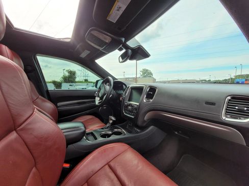 Used 2018 Dodge Durango SRT w/ SRT Interior Appearance Group AWD/4WD image 16