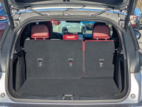 Used 2023 Lincoln Corsair Reserve w/ Equipment Group 201A image 13