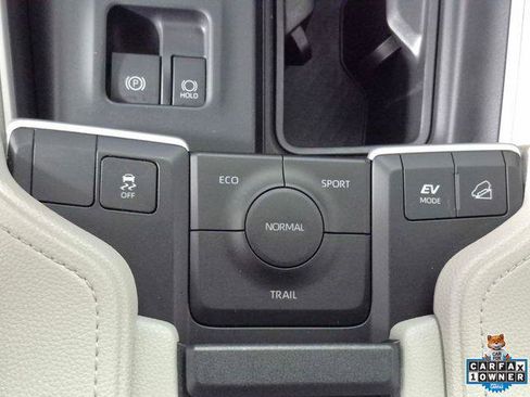 Certified 2025 Toyota Grand Highlander AWD Hybrid image 16