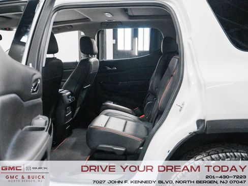 Used 2023 GMC Acadia AT4 w/ Preferred Package image 31